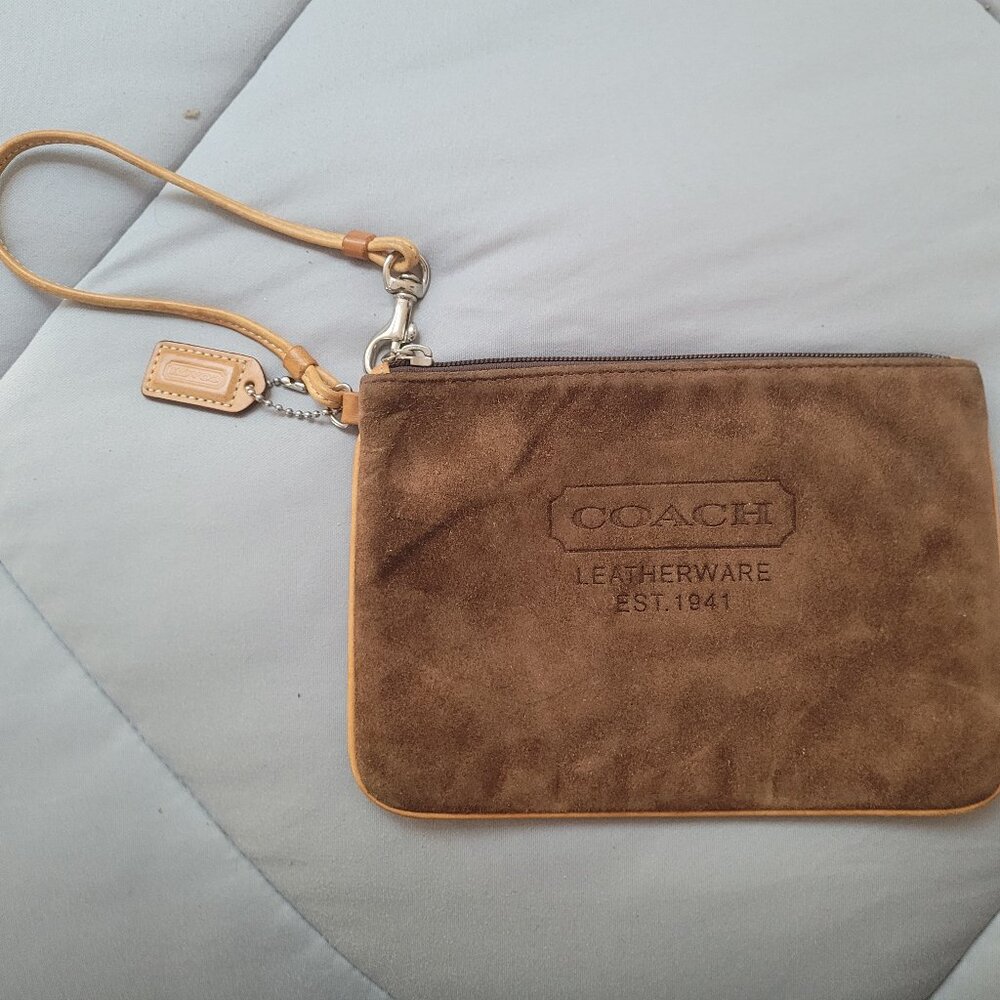 Corner Zip Coach Leather Wristlet